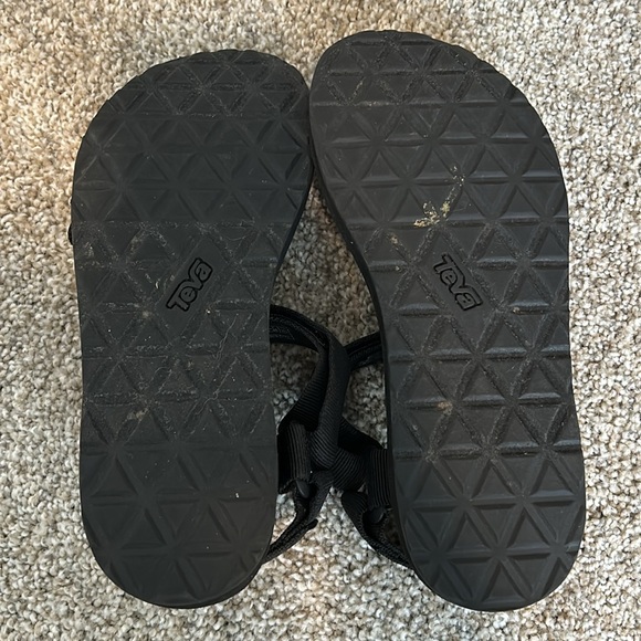Teva Women's Original Universal Sandal, Black, Size 7 - Picture 9 of 9